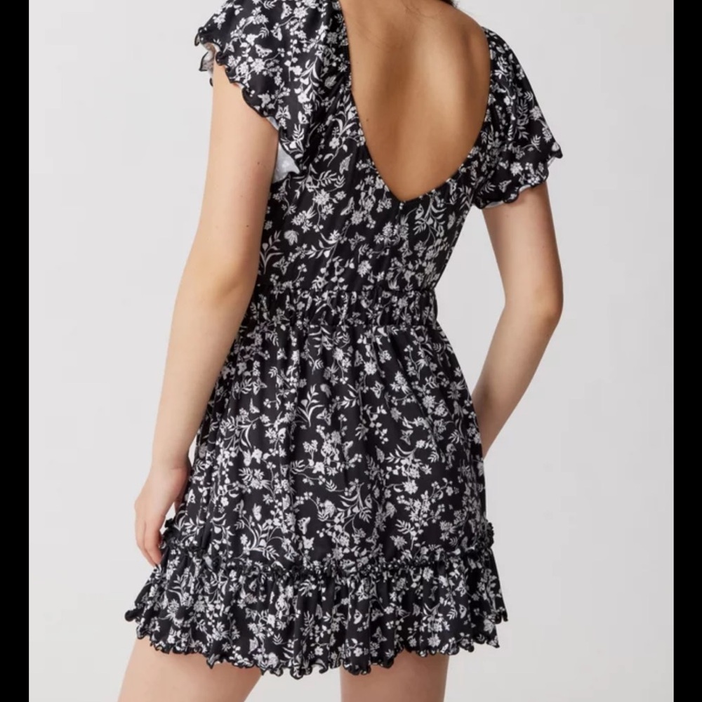 UO Rianna Floral Ruffle Mini Dress - Picture 6 of 6
